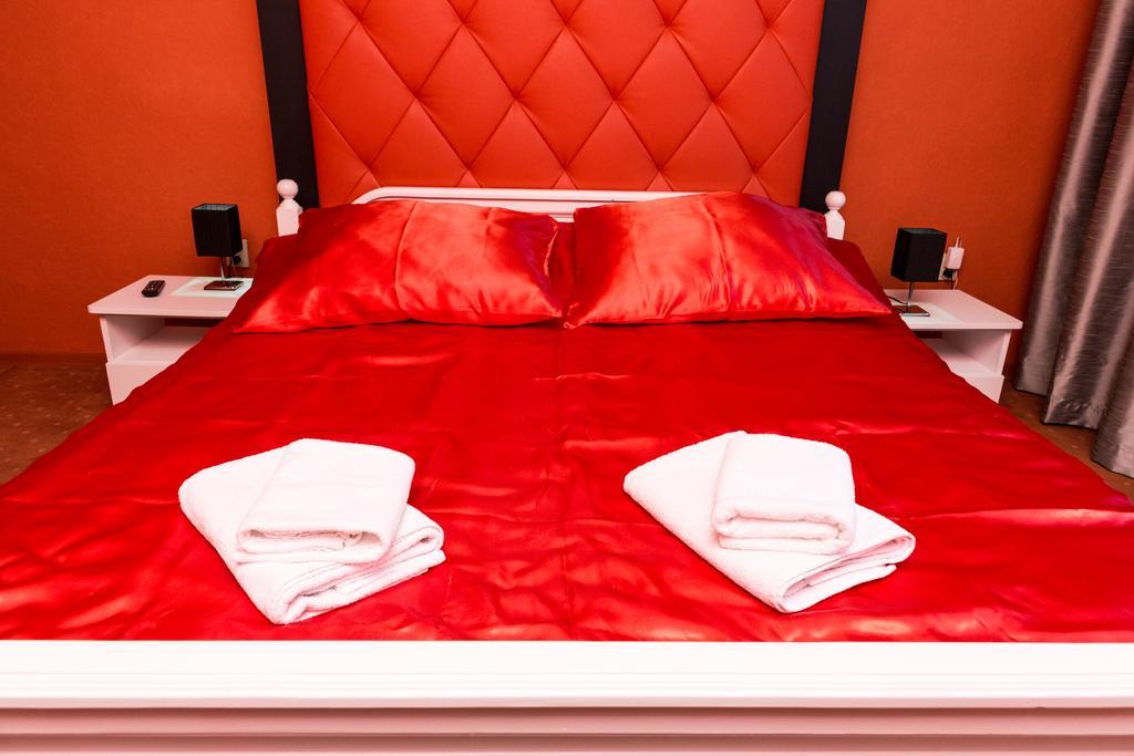 בארטוסיצה Hotel Astra מראה חיצוני תמונה